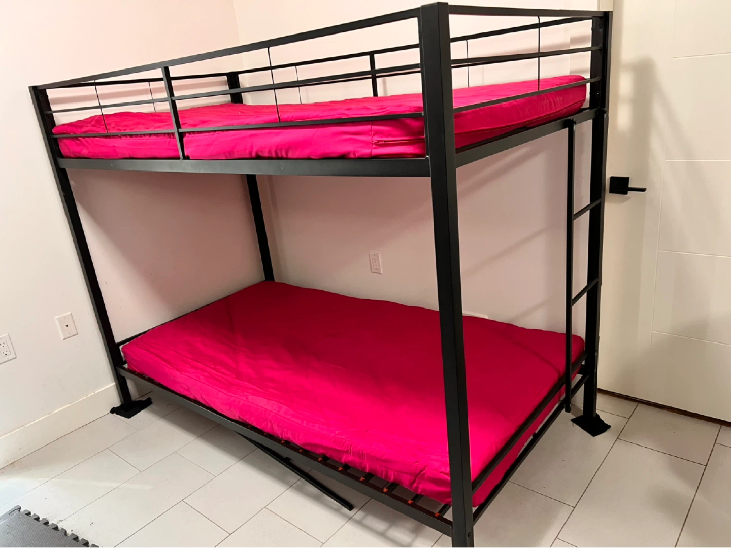 Black Metal Bunk Bed with Pink Mattresses - photo 2