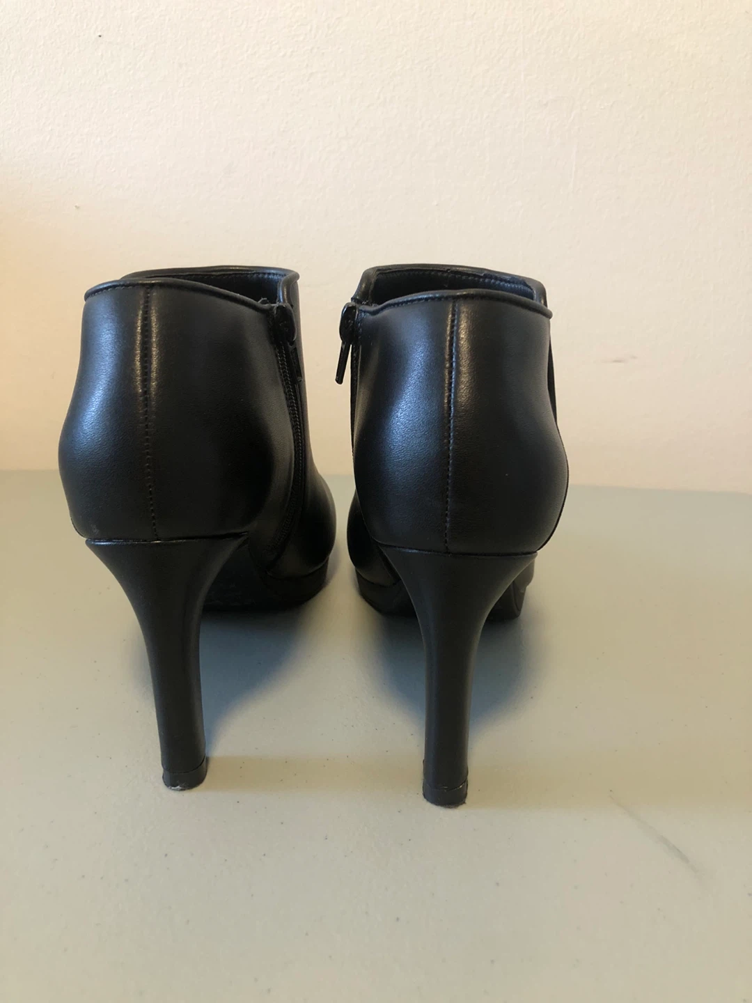 Clarks Collection Black Heeled Ankle Boots - photo 2