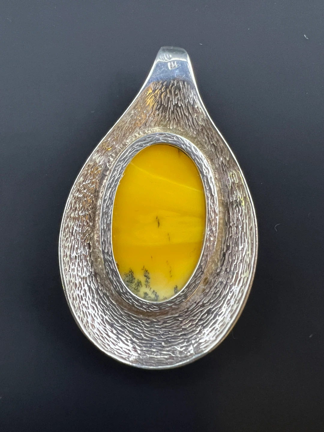 Large Baltic Butterscotch Amber Pendant - photo 2