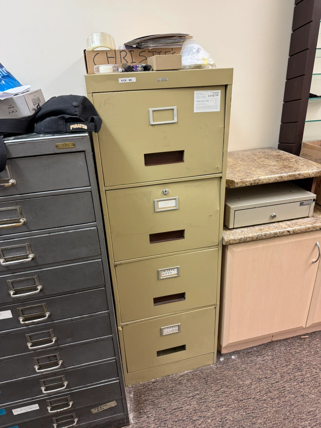Filing Cabinets - photo 3