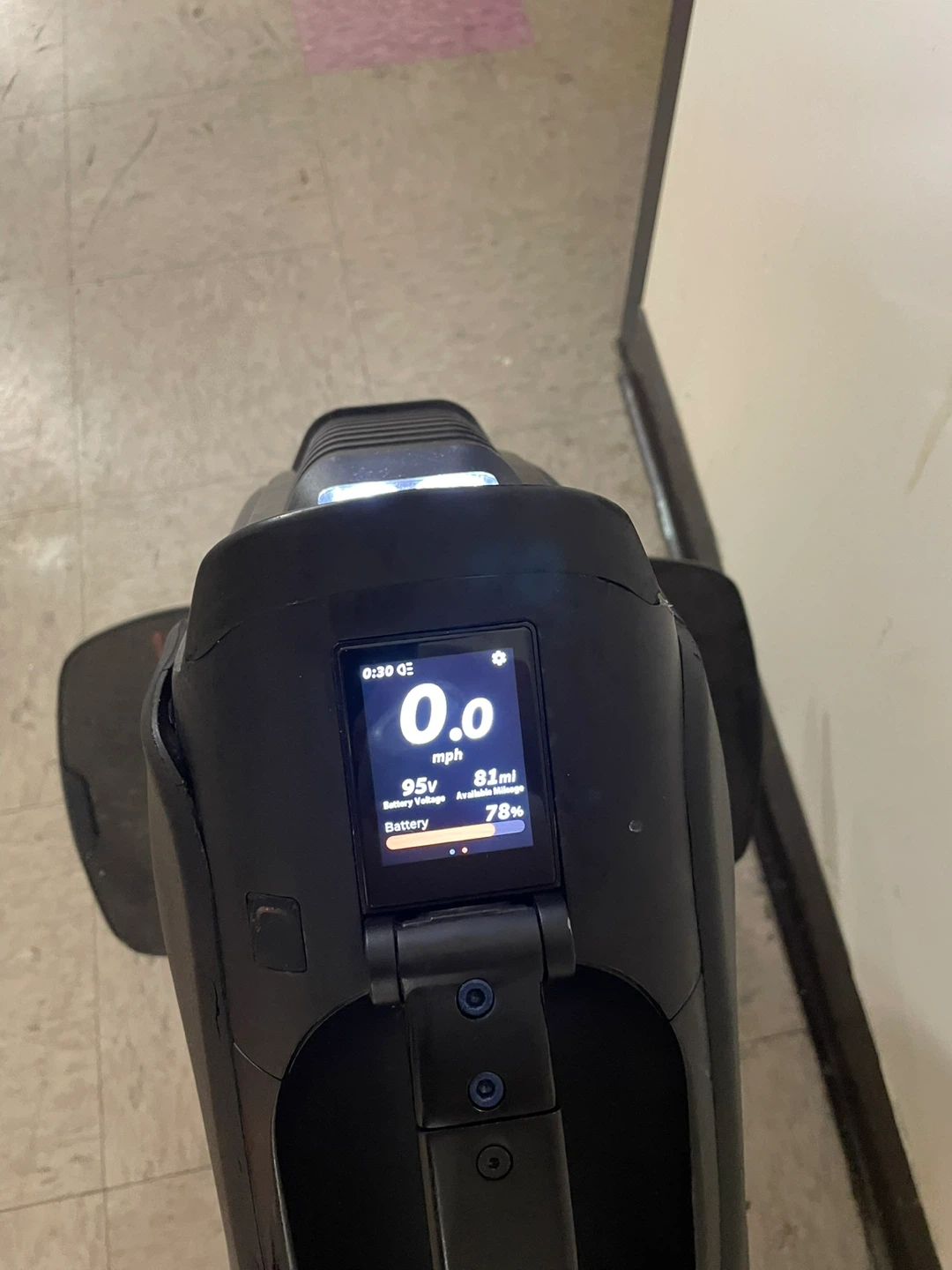 Inmotion V12 Electric Unicycle - photo 3
