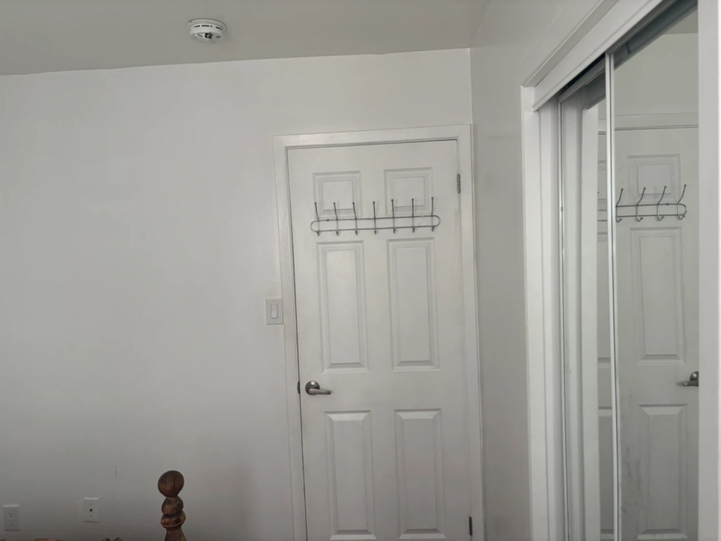 Room for Rent - photo 4
