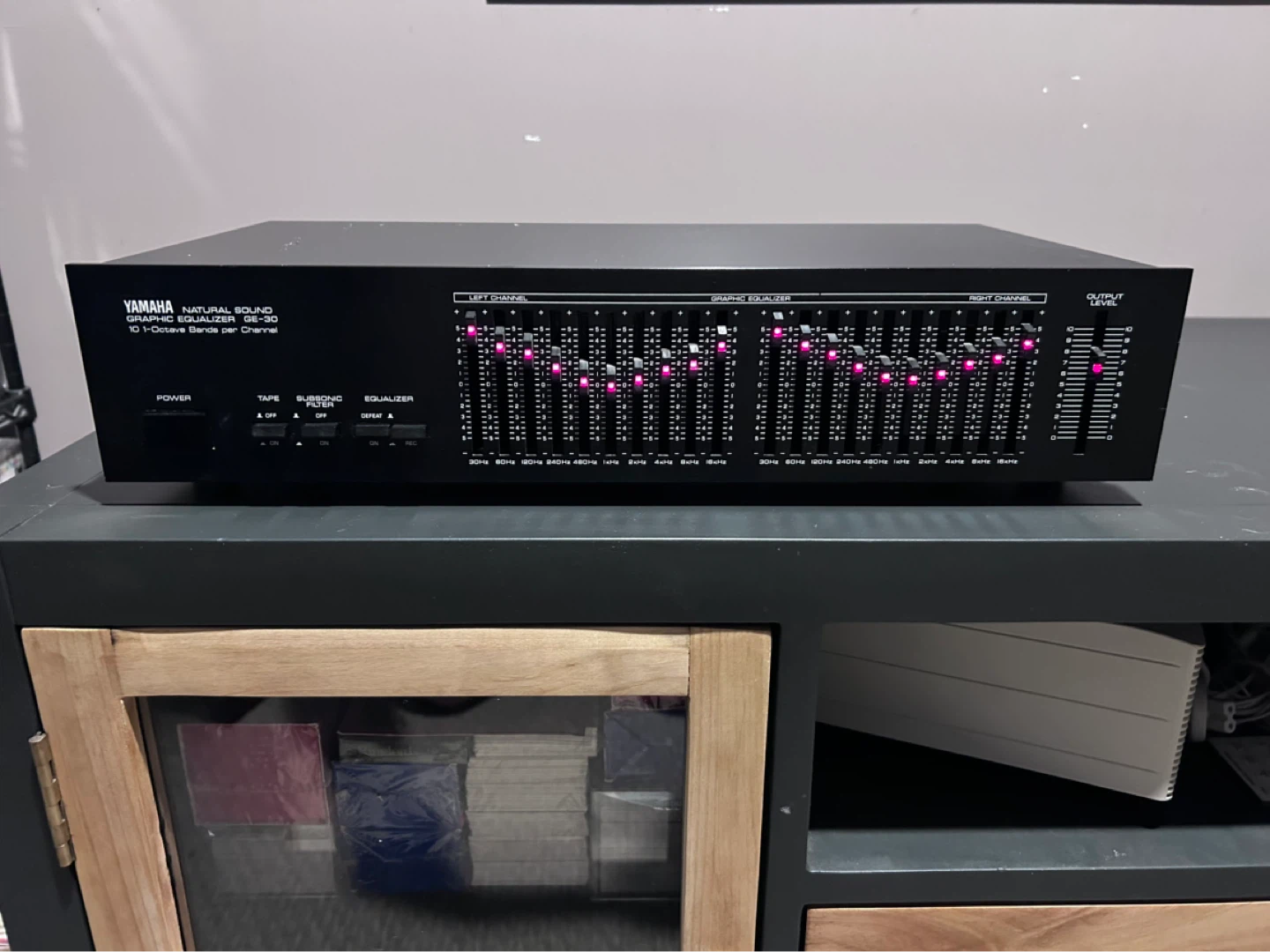 Yamaha GE-30 Natural Sound Graphic Equalizer - photo 3