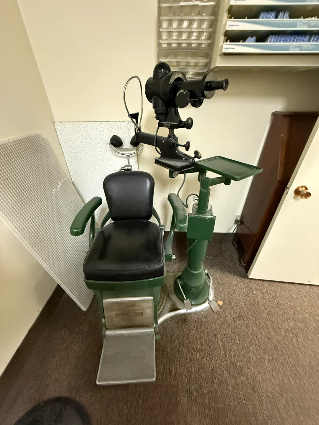Vintage Optometrist Chair - photo 2
