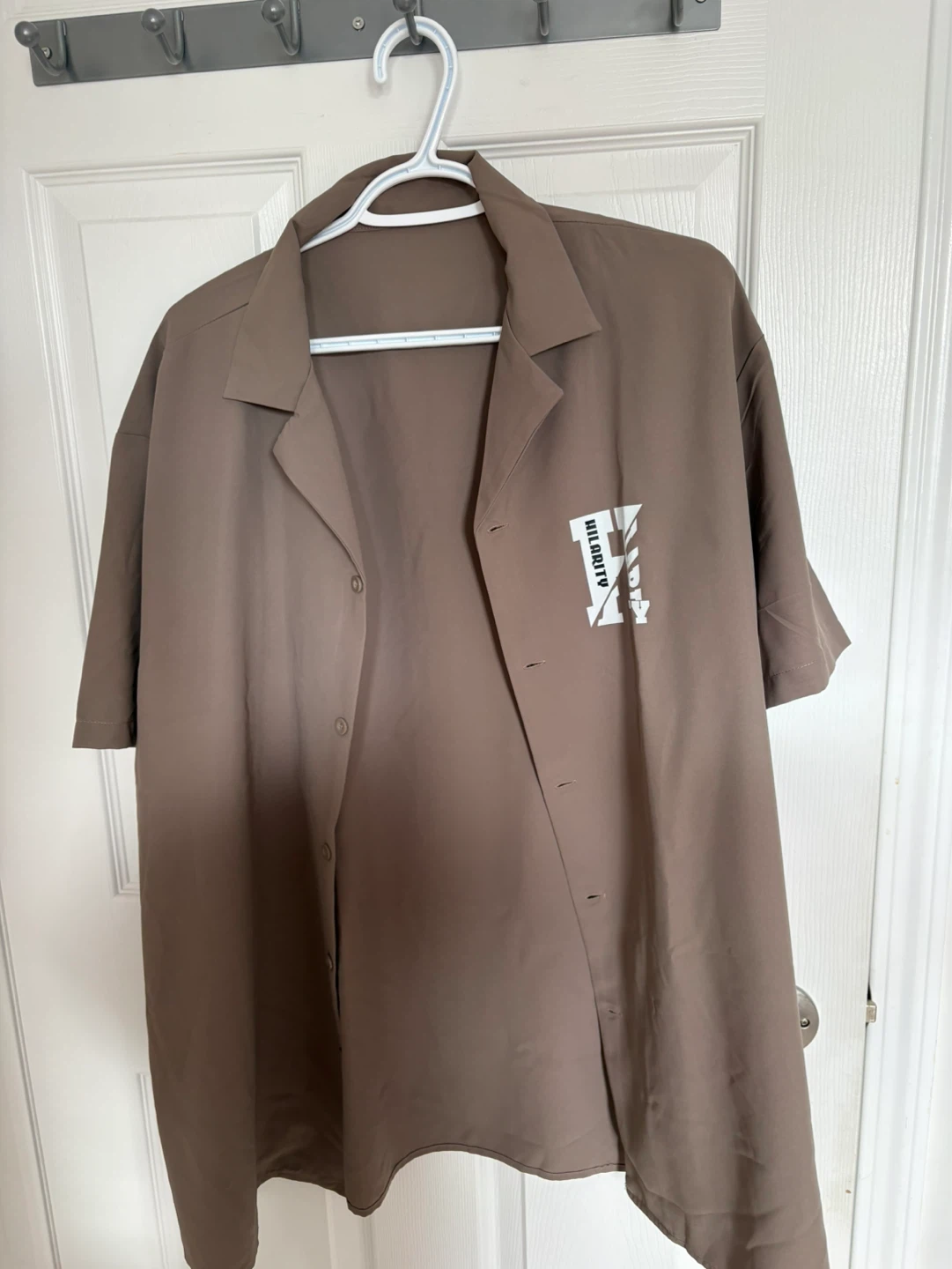 Men’s 2XL Oversized Short Sleeve Button-Up Shirt