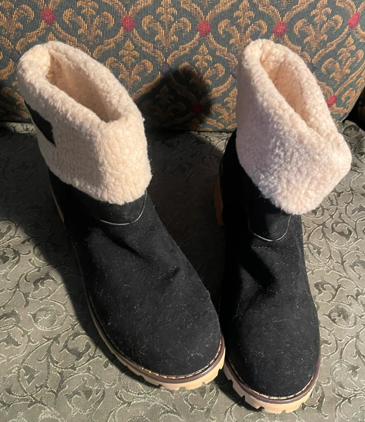 Women Black Faux Suede Bootie w/ compfy rubber sole/heel - photo 2