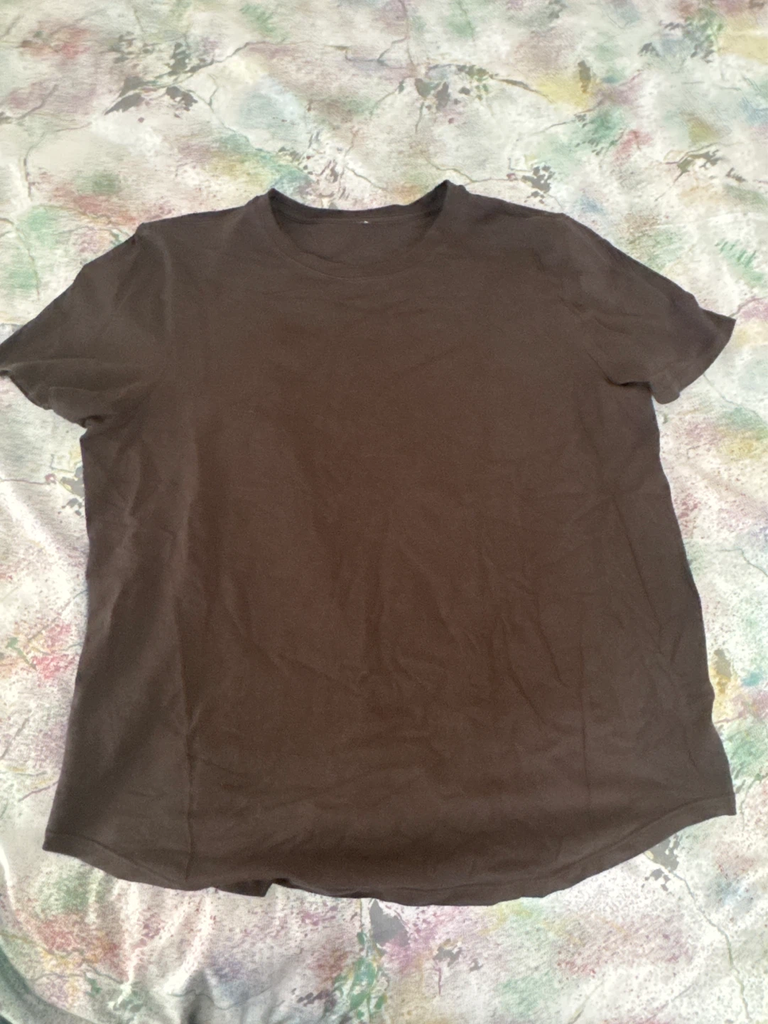 Lululemon T-Shirt women’s size 10
