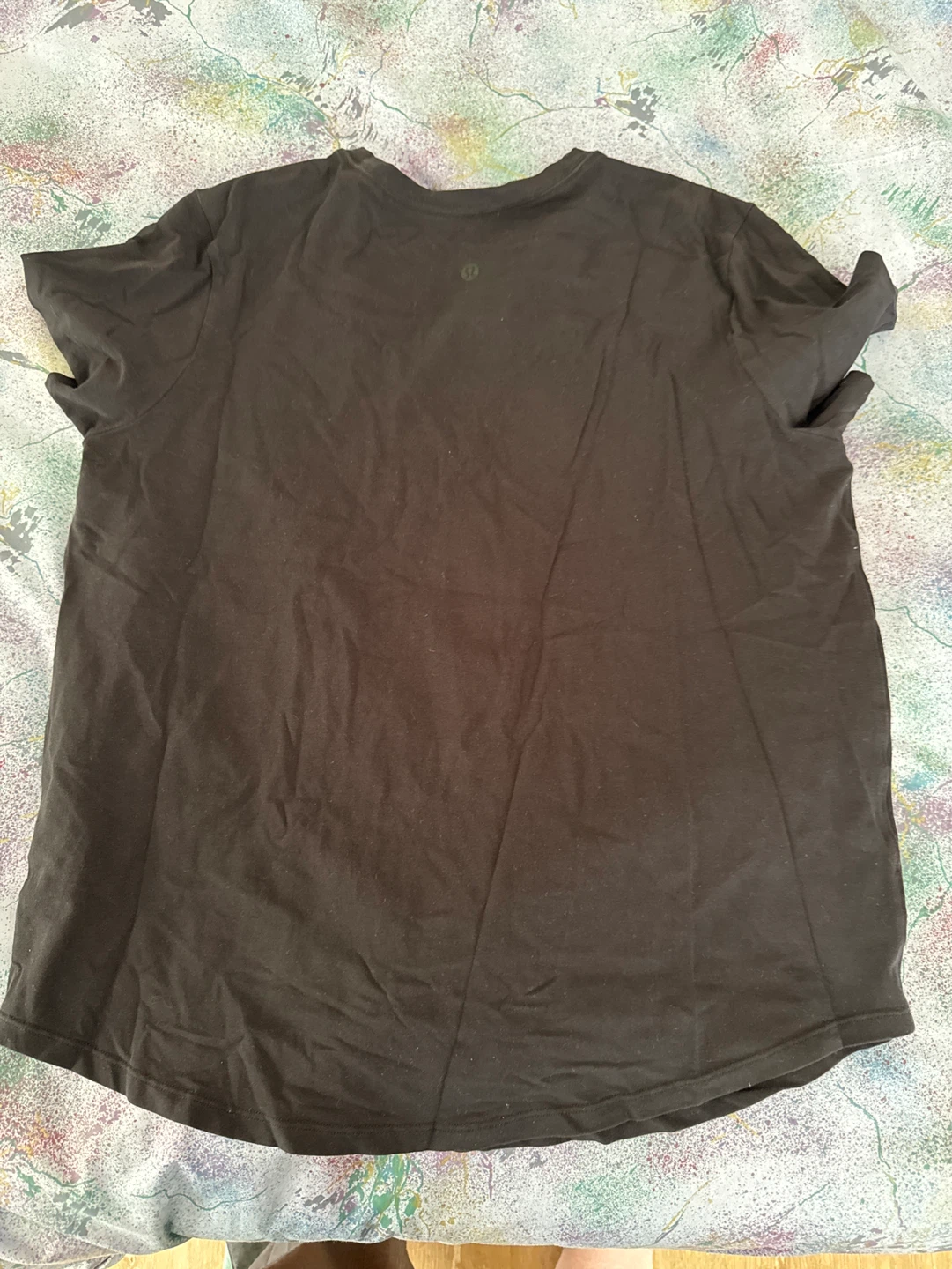 Lululemon T-Shirt women’s size 10 - photo 2