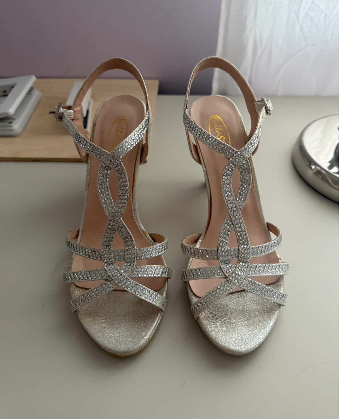 Bella Siba Italia Vintage Silver Sparkle Heels W6