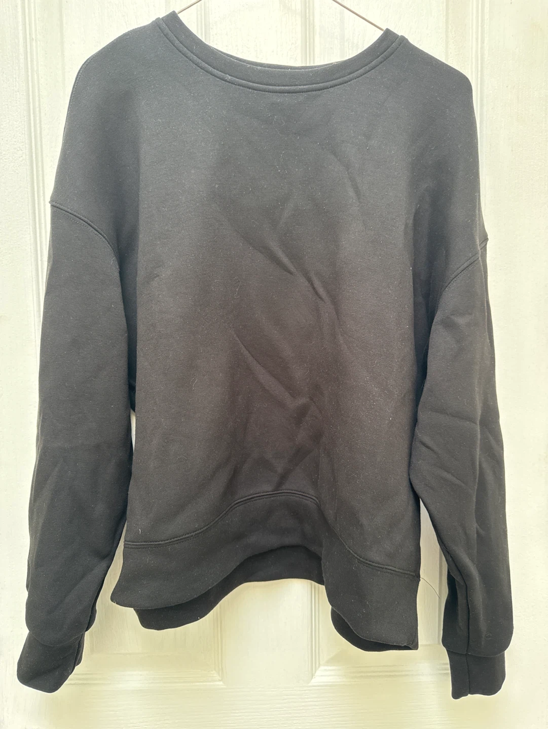 Black Crewneck Sweatshirt women’s large