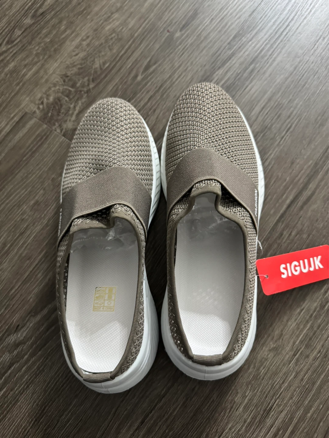 SIGUK Women's Slip-On Sneakers