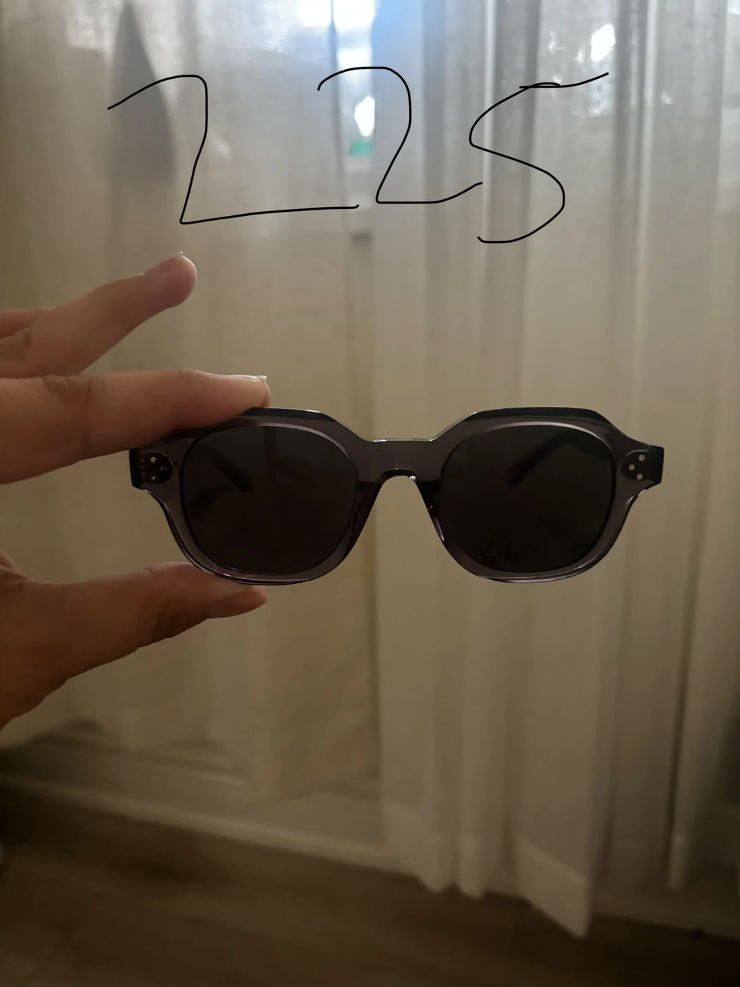 chole sunglases