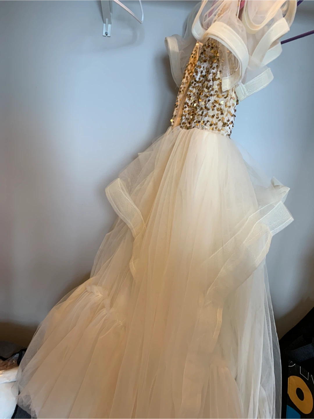 Girls' Ivory & Gold Sequin Gown - photo 5