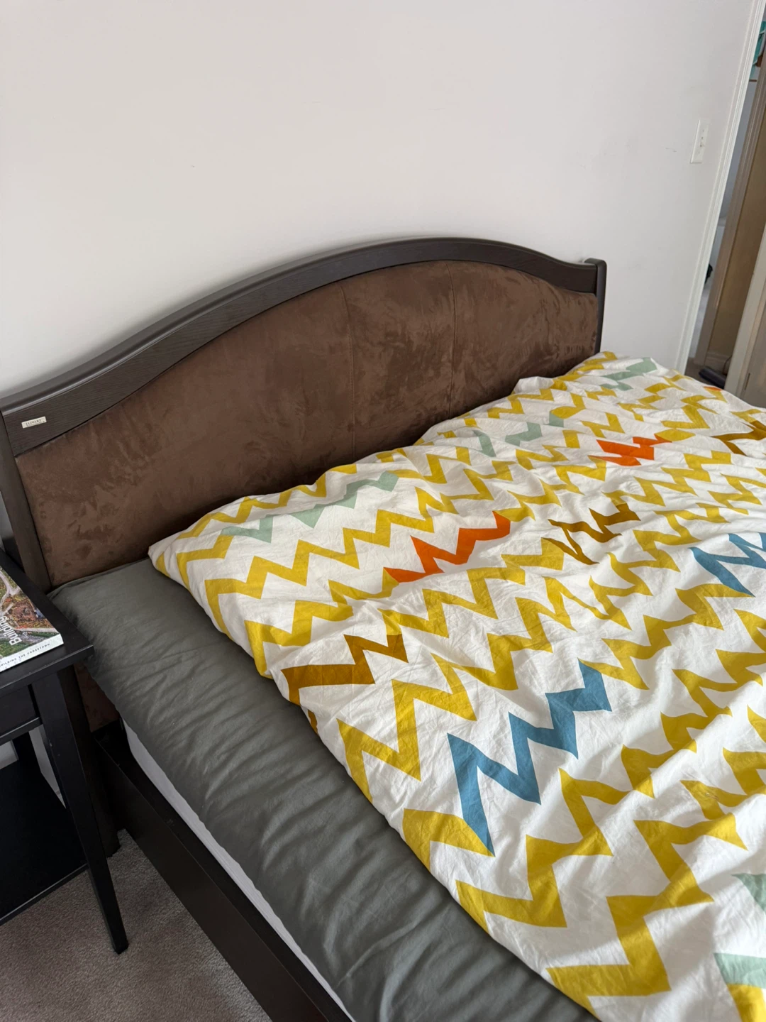Queen Size Bed Frame with Headboard + Mattress