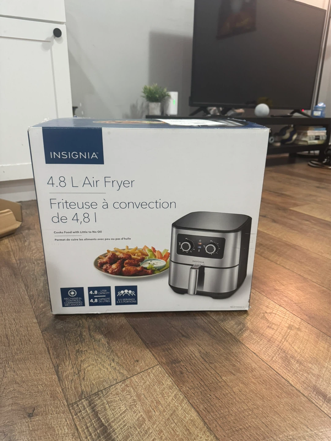 Insignia 4.8 L Air Fryer - photo 2