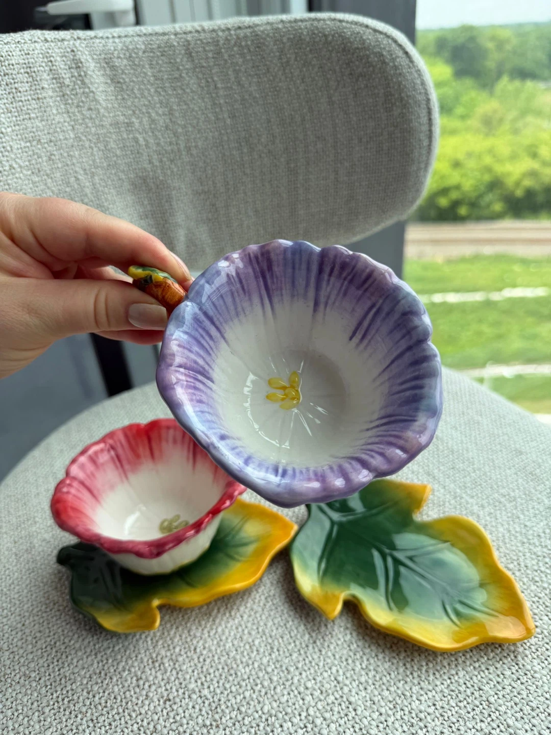 Floral Teacup and Saucer Set - photo 4
