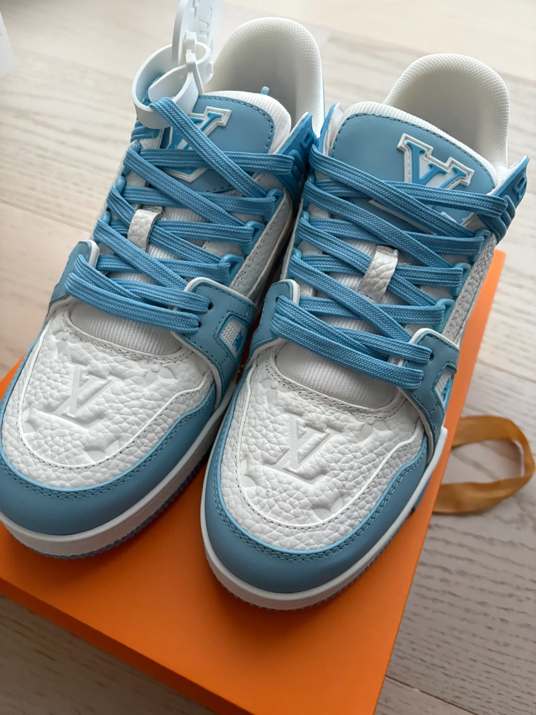 Louis Vuitton LV Trainer Sneakers