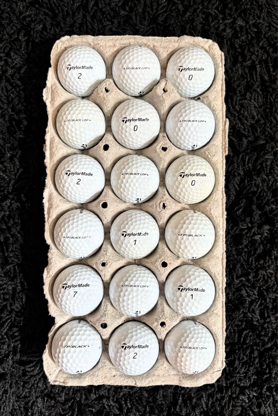 *Rare* 18 Taylormade TP Black Golf Balls - photo 2