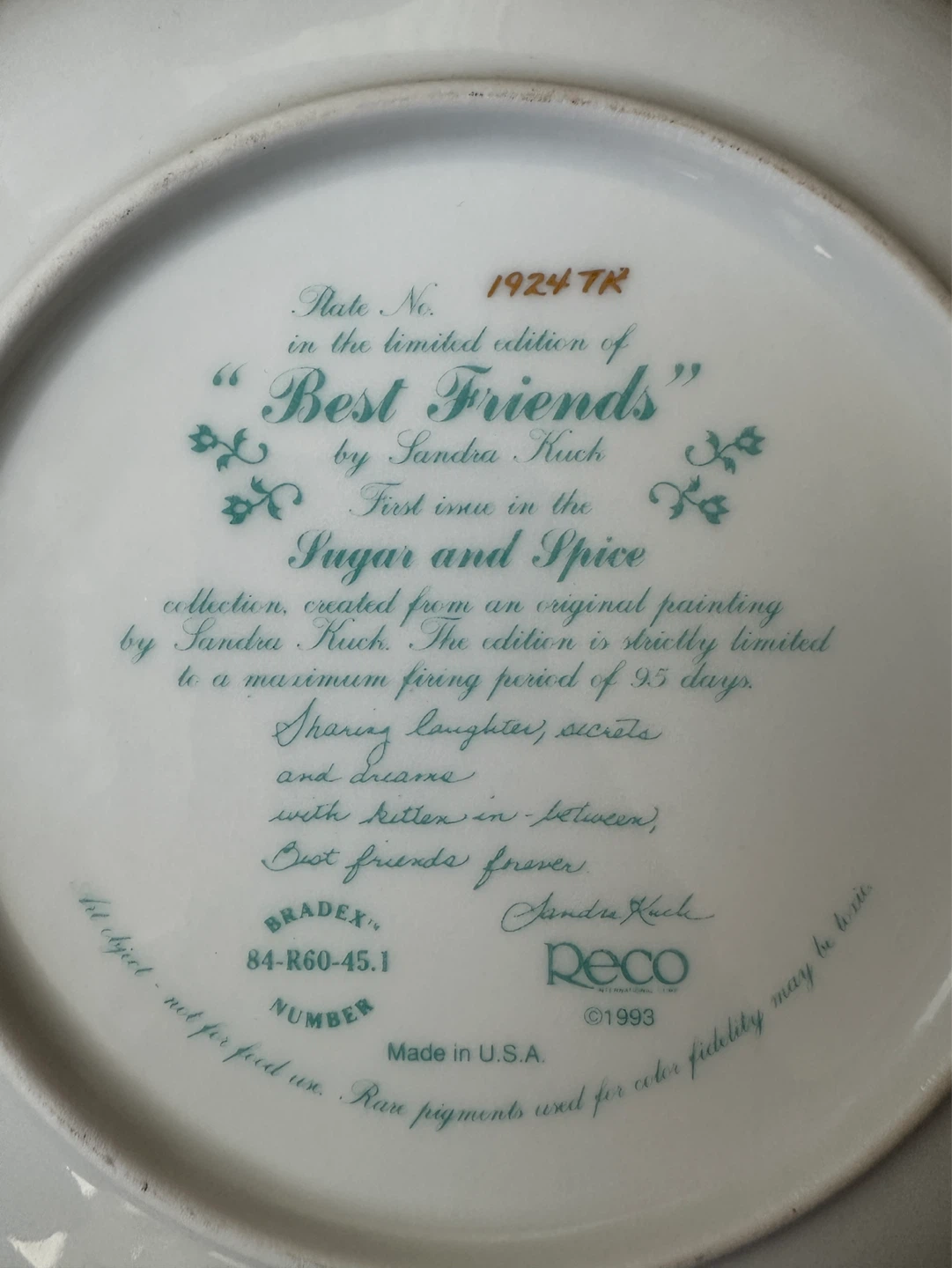 Vintage Sandra Kuck "Best Friends" Decorative Plate - photo 4