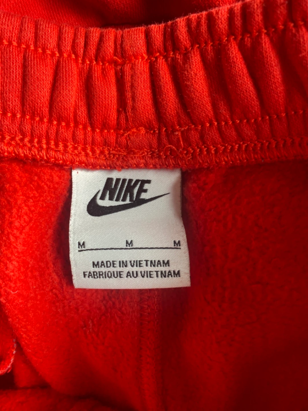 Red Nike Hoodie and Sweatpants Set - photo 4