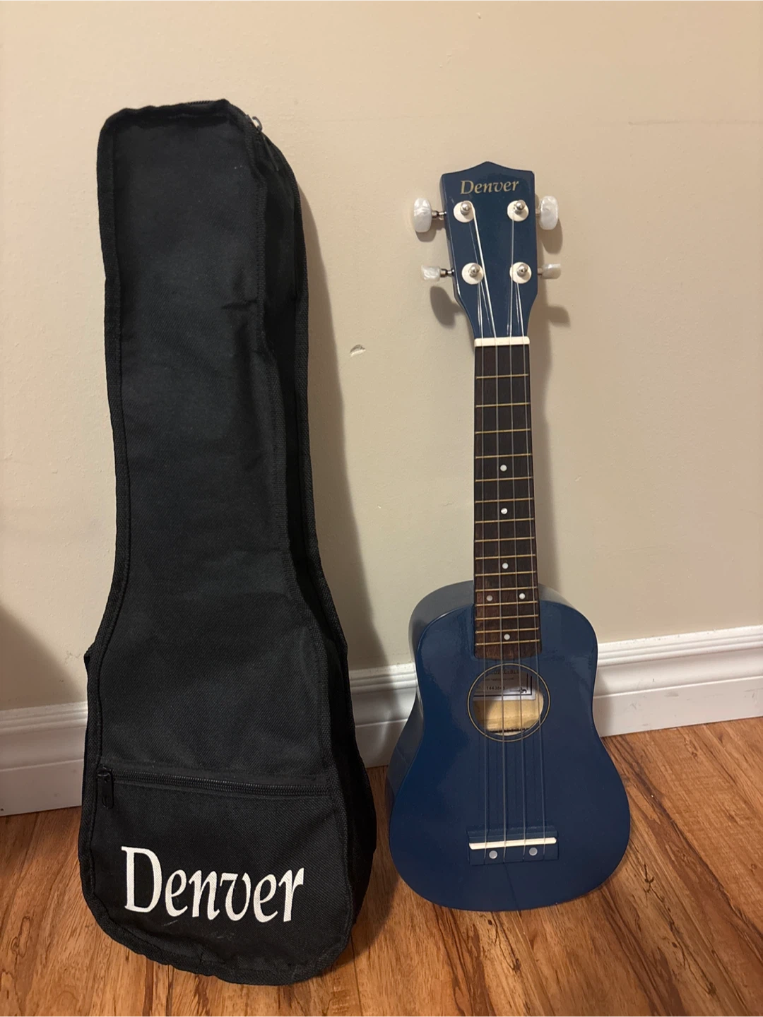 Denver ukulele - colour Duke Blue