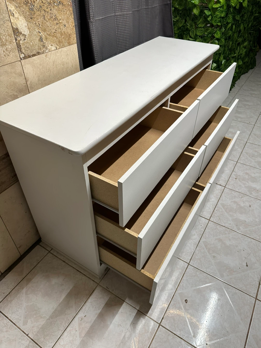 White 6-Drawer Dresser - photo 2