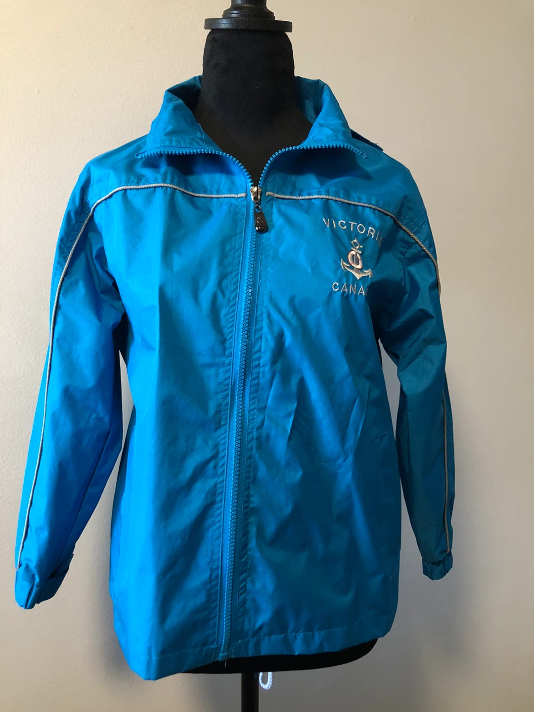 Victoria Canada Windbreaker Jacket XL