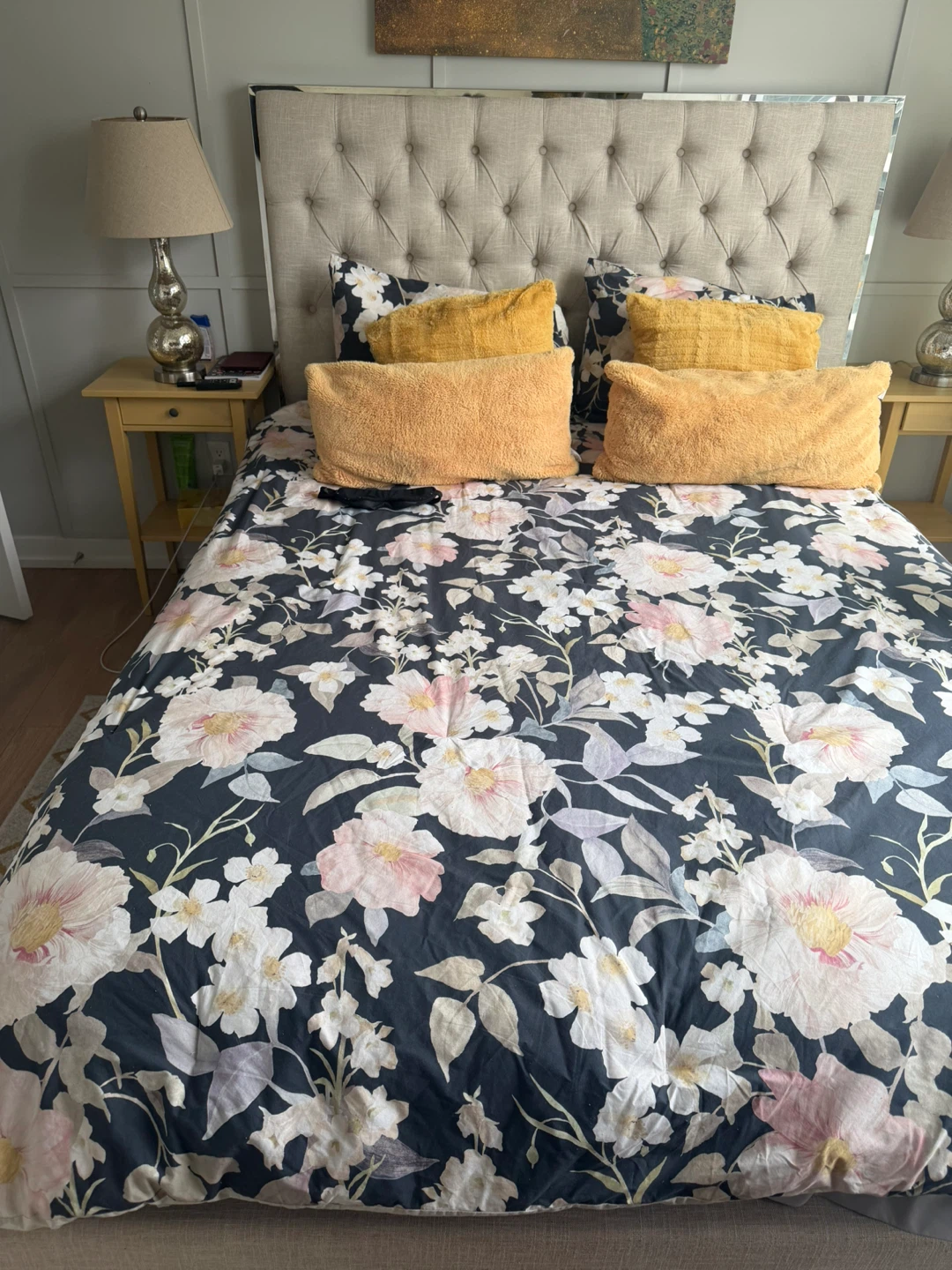 QUEEN TUFTED BED FRAME - photo 2