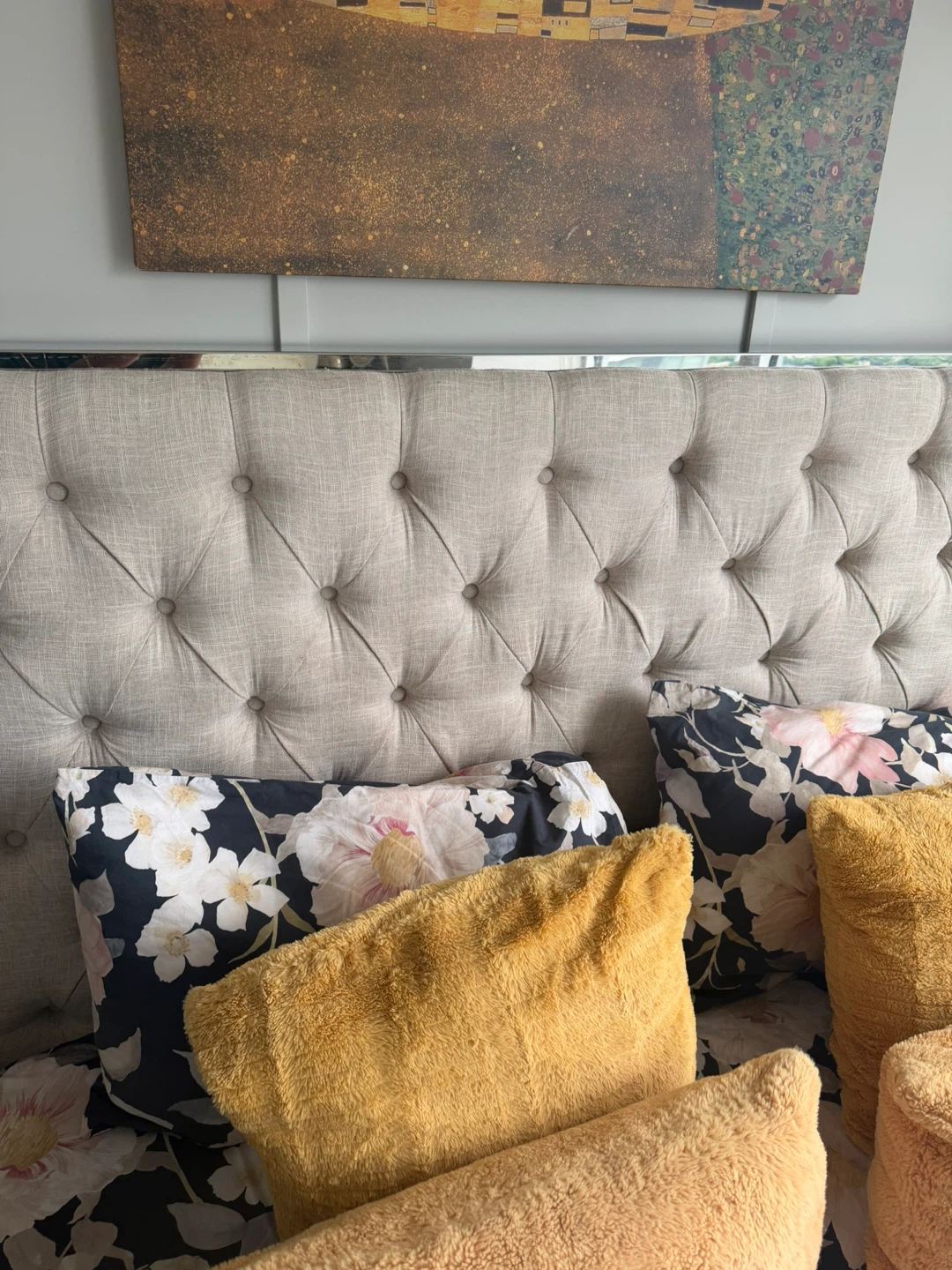 QUEEN TUFTED BED FRAME - photo 3