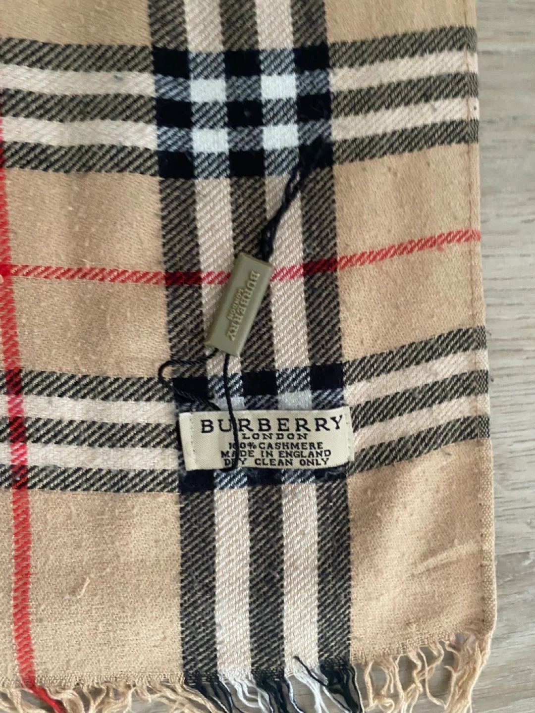 Burberry Nova Check Scarf - photo 2