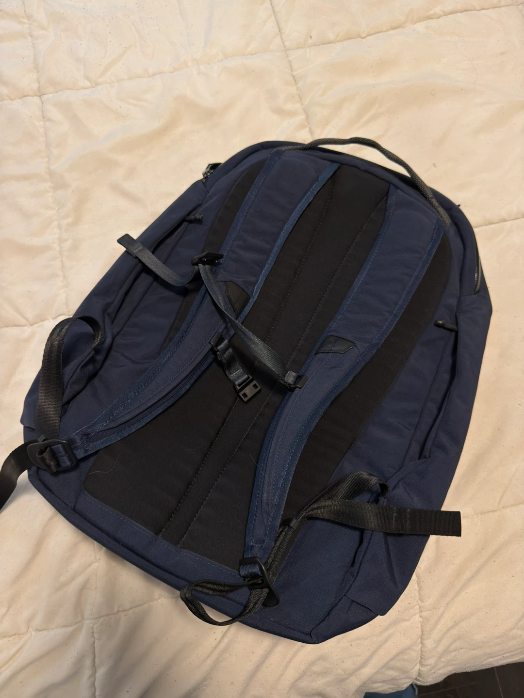 Bellroy 30L Travel Transit Backpack - photo 2