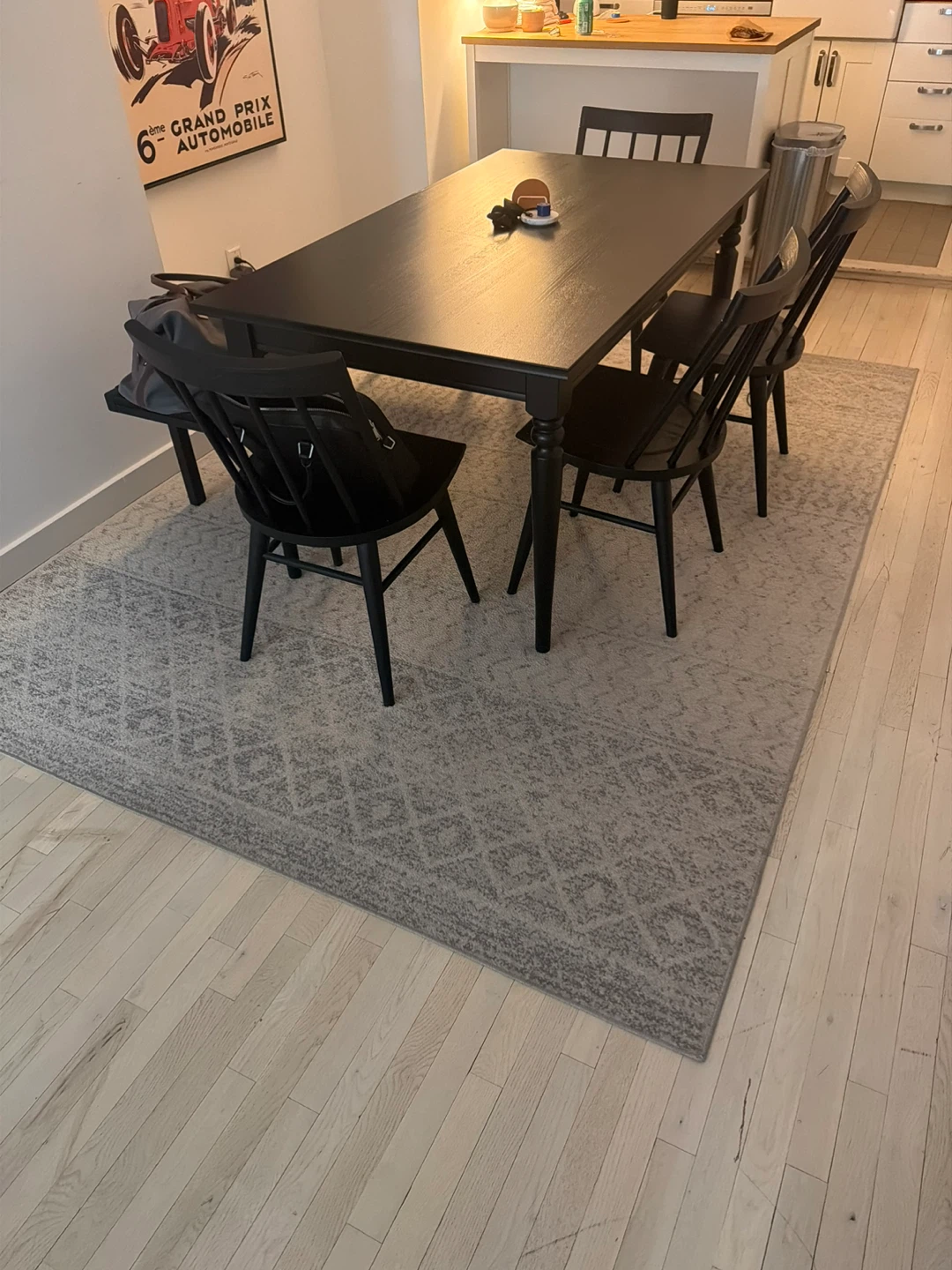 Dining Table and 4 Chairs