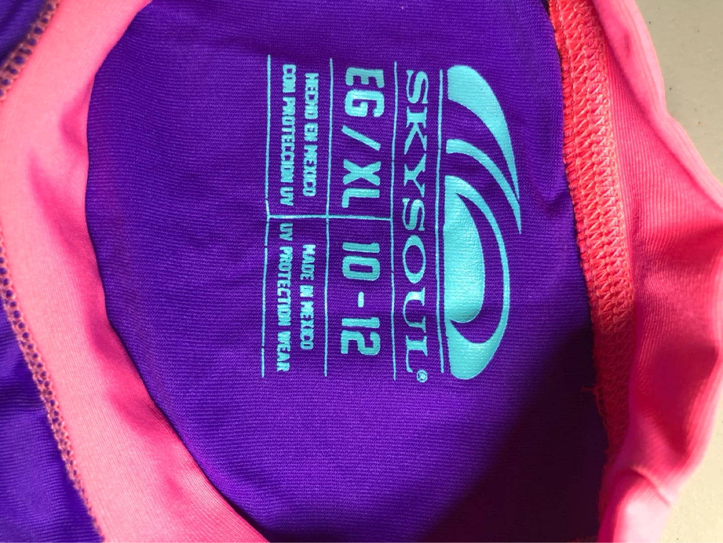 Skysoul Rash Guard UPF 50+ Size EG/XL (10-12) - photo 4