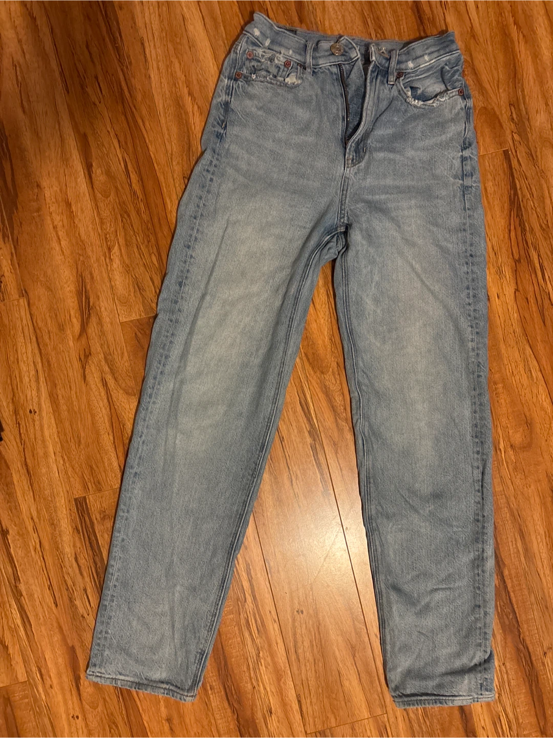 AE Jeans