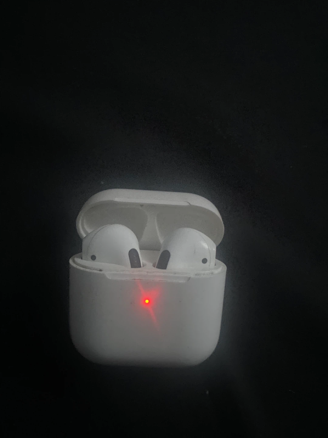 White Wireless Earbuds
