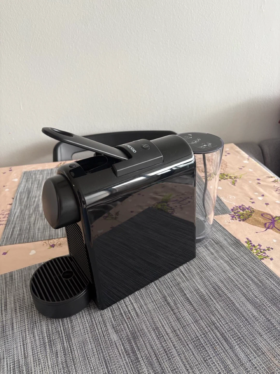 Nespresso Essenza Mini D30 Coffee Maker - Black - photo 3