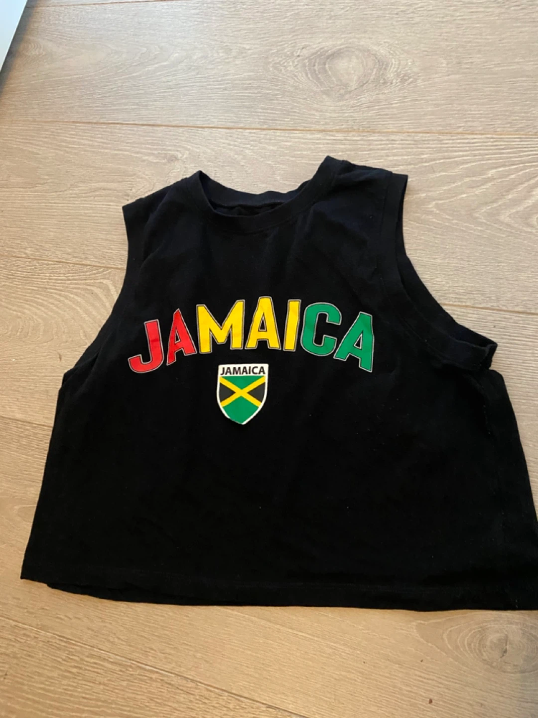 Black Sleeveless Jamaica Crop Top