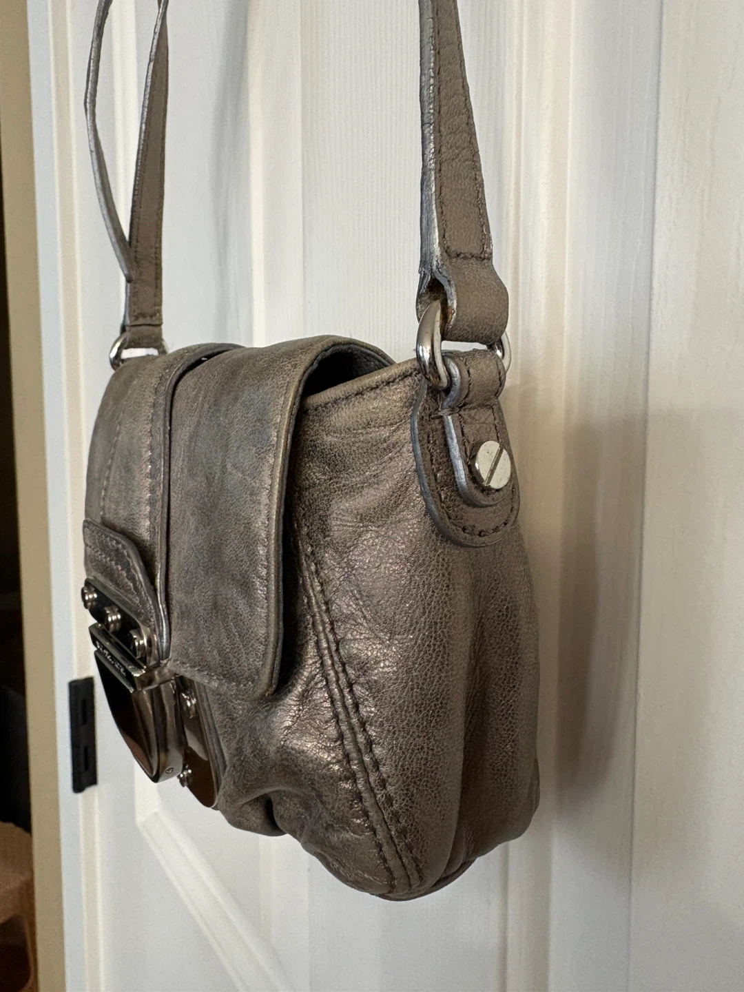 Vintage Michael Kors Metallic Leather Crossbody Bag - photo 5