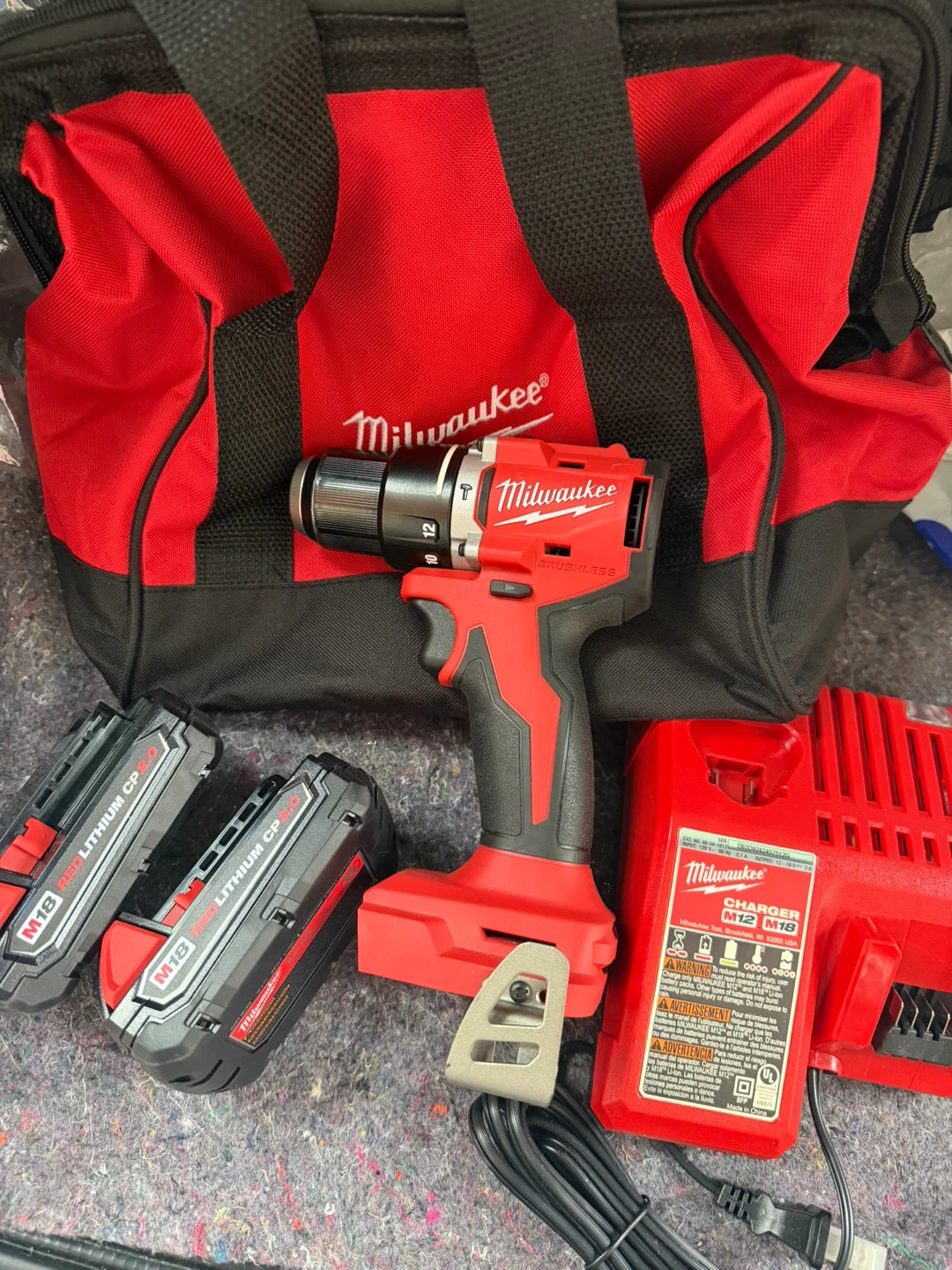 Milwaukee M18 Cordless Drill/Driver Kit