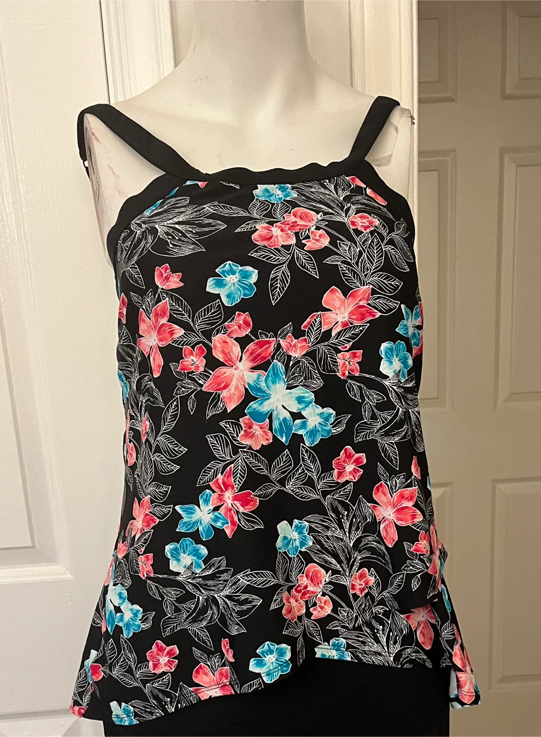Black Floral Tankini Top size 12 - photo 4