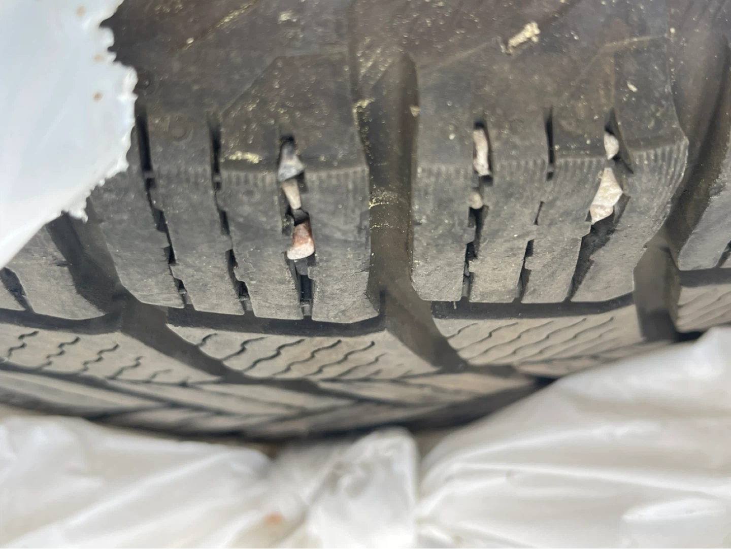 Winter Tire - 225/55 R18 - photo 3