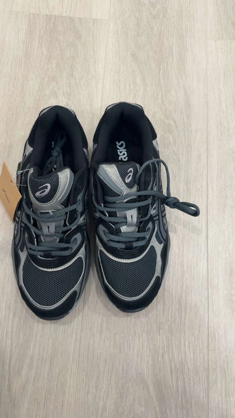 1:1 ASICS NYC GEL