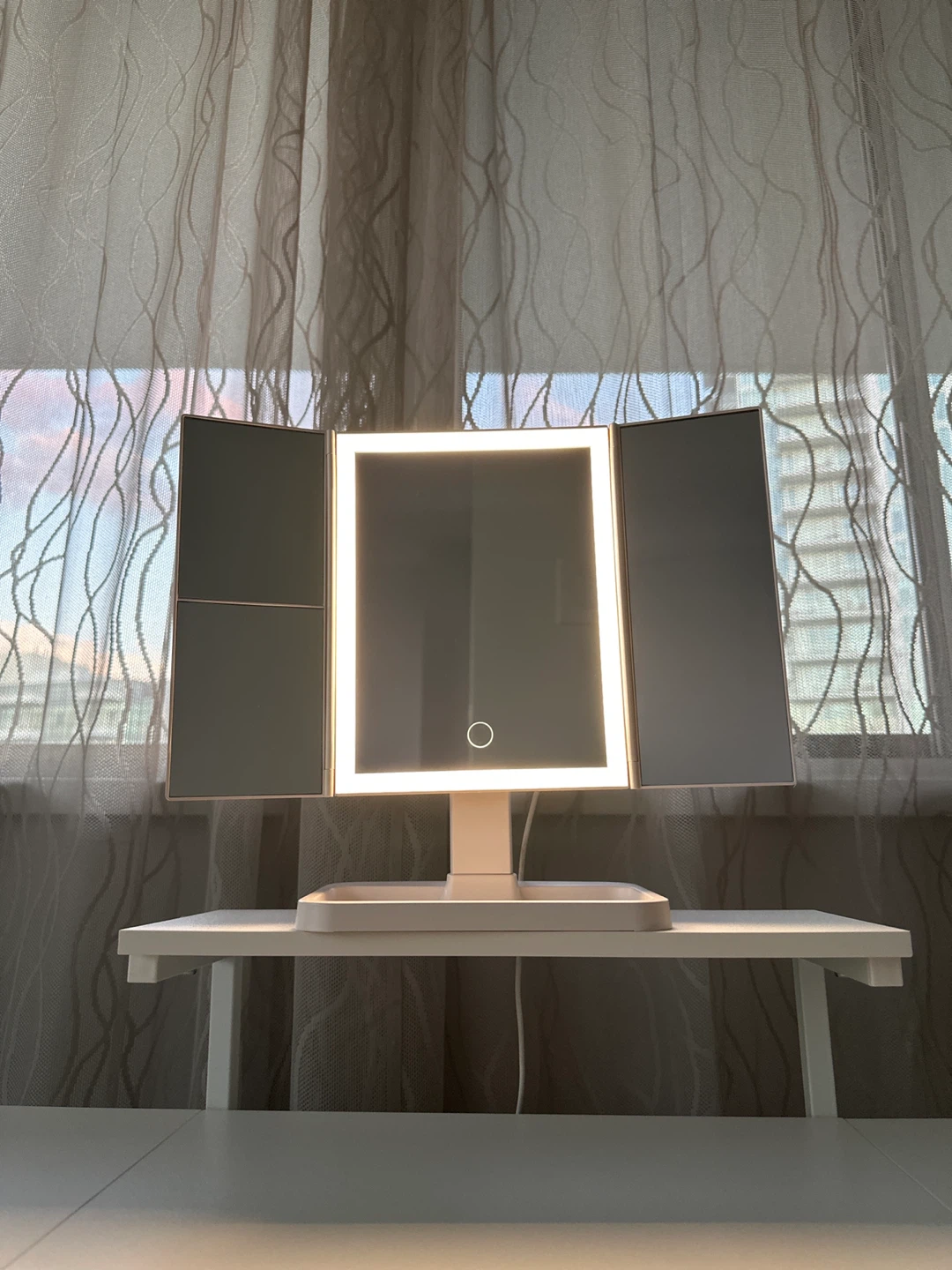 Tri-fold LED Makeup Mirror with Vanity Desk - photo 2
