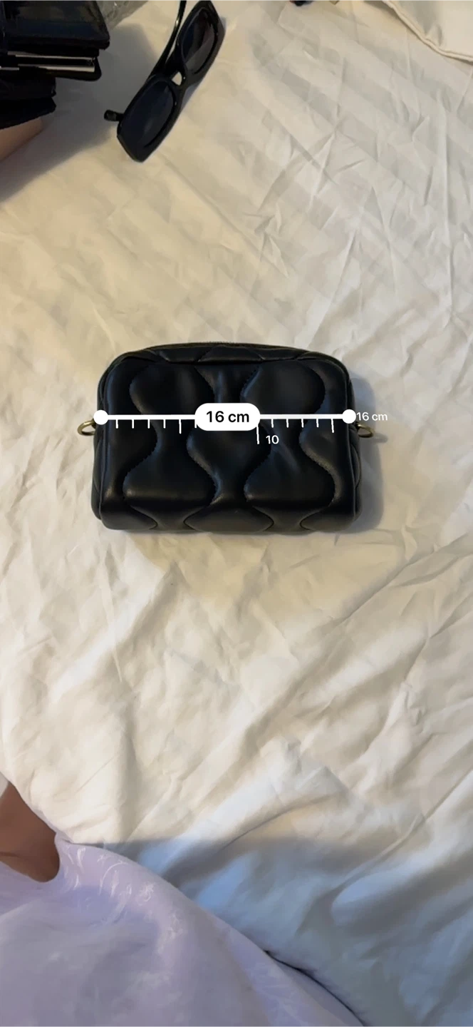 Black Quilted Pouch Bag - photo 4