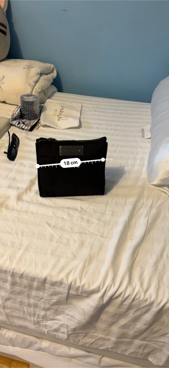 Holt Renfrew Black Quilted Pouch - photo 4