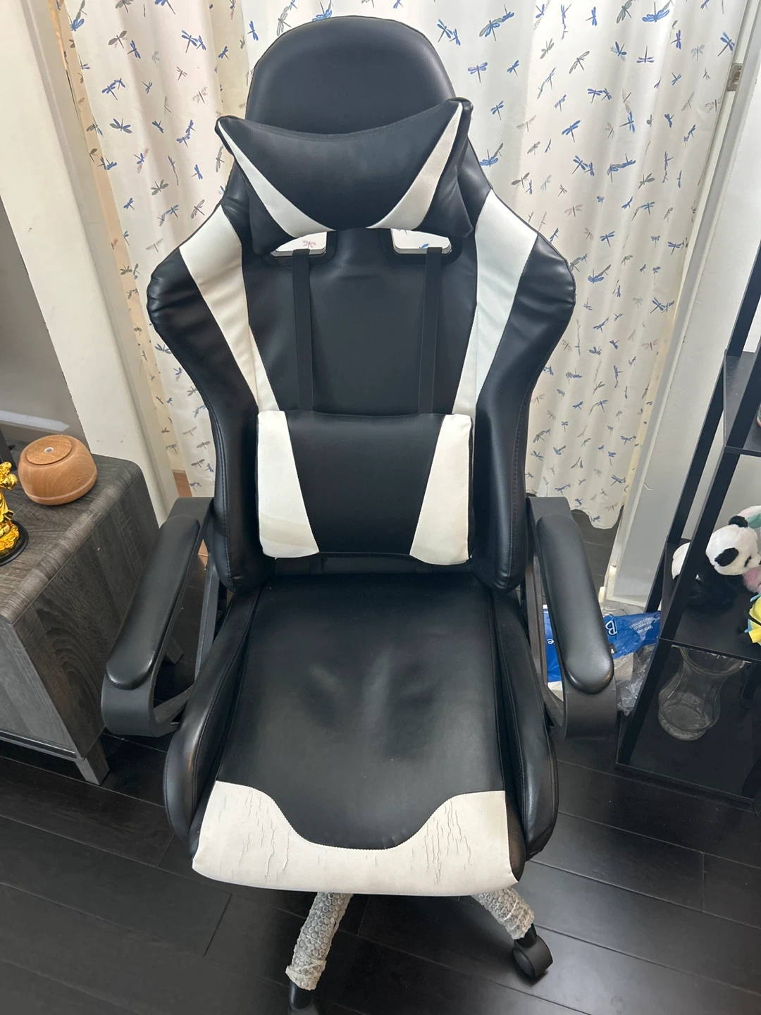 Black and White Gaming Chair