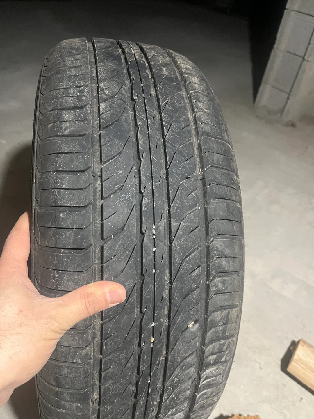 2 Used Car Tire -215/55 R16 - photo 2