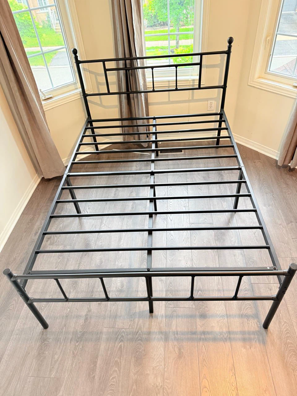 Double/Full Size Bed Frame + Like-New Mattress - photo 3