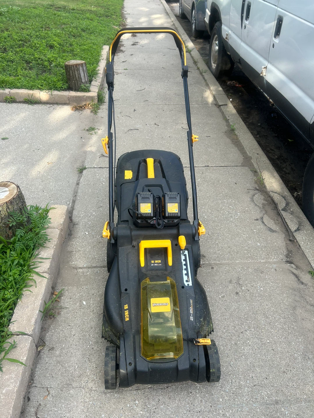 Yardworks 18 Inch Cordless Electric Lawn Mower