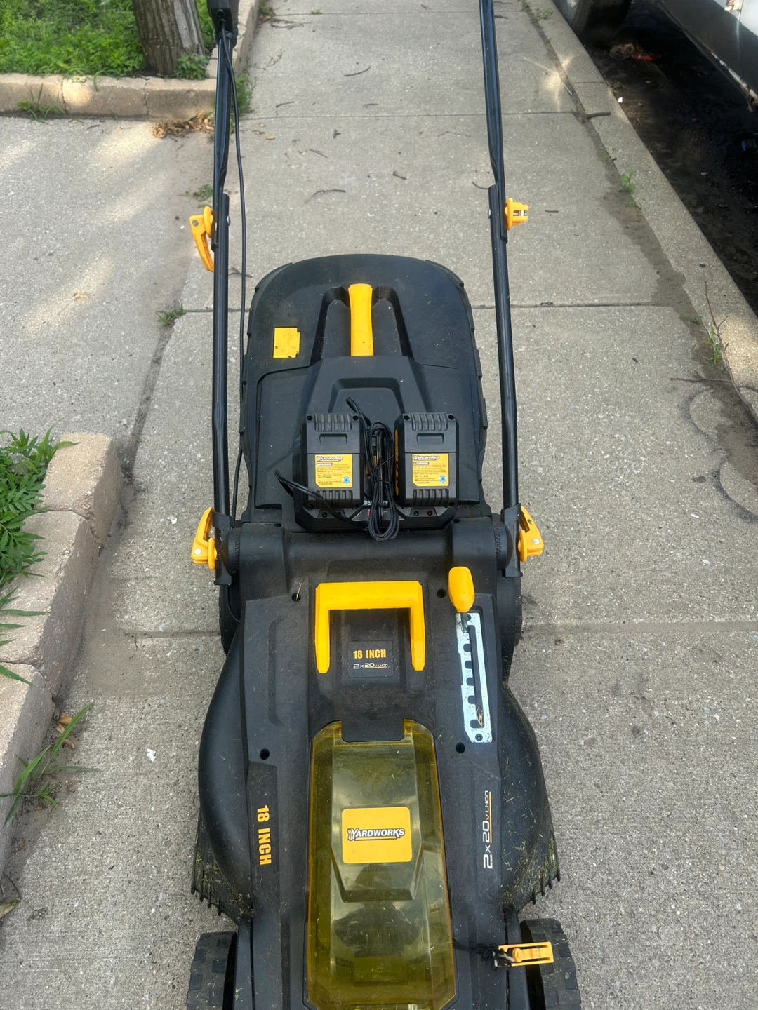 Yardworks 18 Inch Cordless Electric Lawn Mower - photo 3